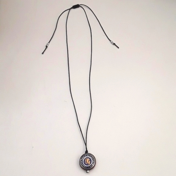 OM SYMBOL NECKLACE - Picture 6 of 8